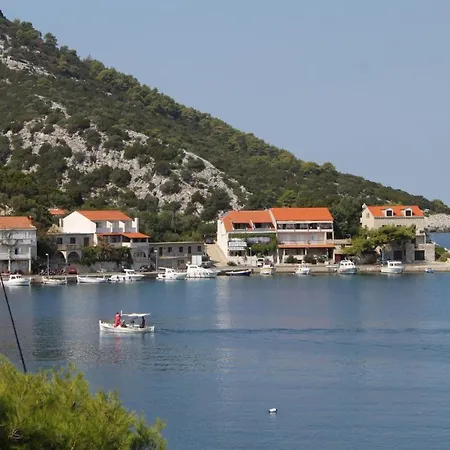 And By The Sea Zaklopatica, - 994 Affittacamere 3*