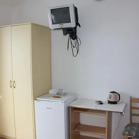 And By The Sea Zaklopatica, - 994 3* Lastovo